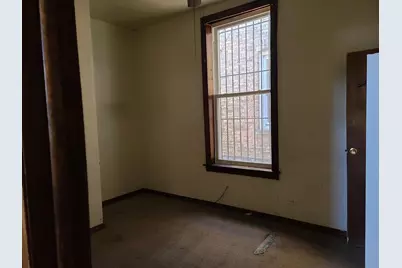 935 E 75th Street, Chicago, IL 60619 - Photo 13