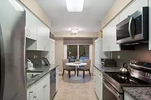 1220 Rudolph Rd, Northbrook, IL 60062 - Photo 7