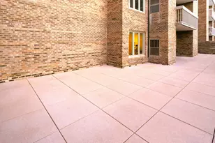 1220 Rudolph Rd, Northbrook, IL 60062 - Photo 15