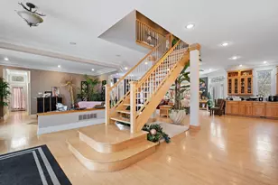 28W280 Oak Creek Ct, West Chicago, IL 60185 - Photo 3