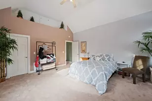 28W280 Oak Creek Ct, West Chicago, IL 60185 - Photo 39