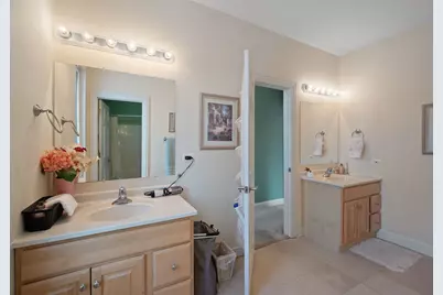 28W280 Oak Creek Court, West Chicago, IL 60185 - Photo 41