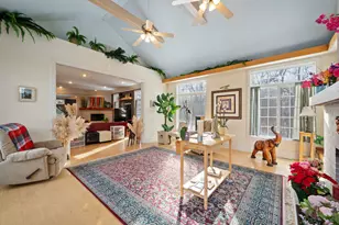 28W280 Oak Creek Ct, West Chicago, IL 60185 - Photo 9