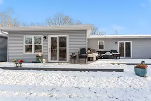6417 Londonderry Dr, Cary, IL 60013 - Photo 17