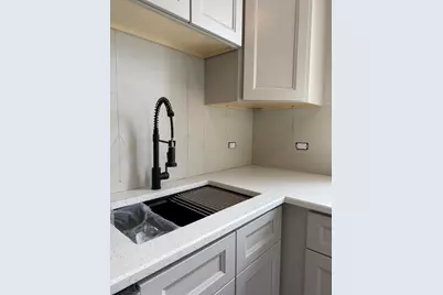 7144 S Saint Lawrence Avenue, Chicago, IL 60619 - Photo 9