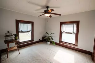 [Address not provided], Elgin, IL 60120 - Photo 17