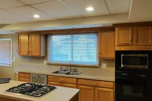 1155 E 166th St, South Holland, IL 60473 - Photo 5