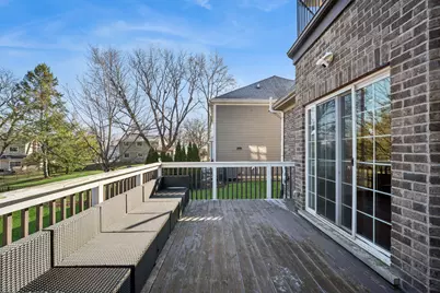 940 Freeman Road, Hoffman Estates, IL 60192 - Photo 9