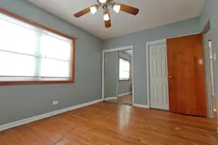 2437 W Balmoral Ave, Chicago, IL 60625 - Photo 11