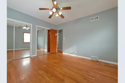 2437 W Balmoral Avenue #2, Chicago, IL 60625 - Photo 9