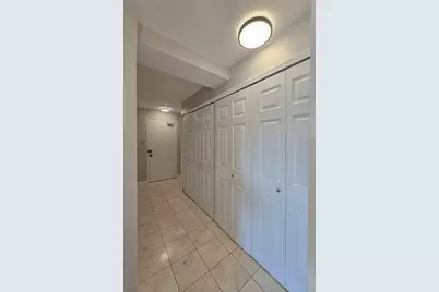 2909 N Sheridan Road #1810, Chicago, IL 60657 - Photo 3