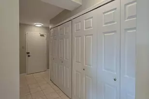 2909 N Sheridan Rd, Chicago, IL 60657 - Photo 3