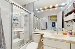 2800 N Lake Shore Dr, Chicago, IL 60657 - Photo 23