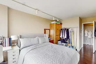 2800 N Lake Shore Dr, Chicago, IL 60657 - Photo 19