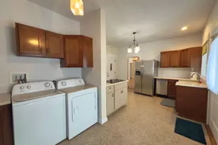 717 Warner Ave, Lemont, IL 60439 - Photo 7