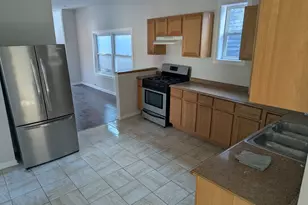 11316 S Indiana Ave, Chicago, IL 60628 - Photo 9