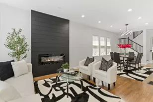 8746 S Wood St, Chicago, IL 60620 - Photo 3