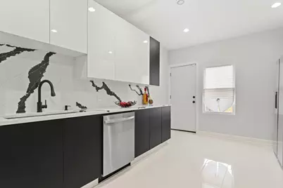 8746 S Wood Street, Chicago, IL 60620 - Photo 7