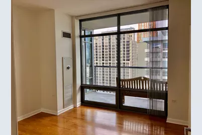 100 E 14th Street #2010, Chicago, IL 60605 - Photo 15