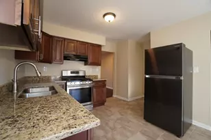 2908 30th St, Zion, IL 60099 - Photo 7