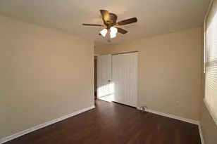 2908 30th St, Zion, IL 60099 - Photo 15