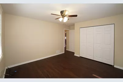 2908 30th Street, Zion, IL 60099 - Photo 11