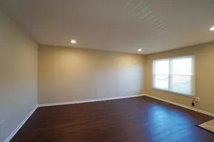 2908 30th St, Zion, IL 60099 - Photo 3