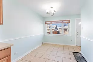 5344 N Mulligan Ave, Chicago, IL 60630 - Photo 11