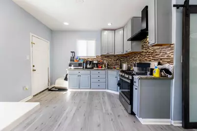 9020 S Carpenter Street, Chicago, IL 60620 - Photo 7