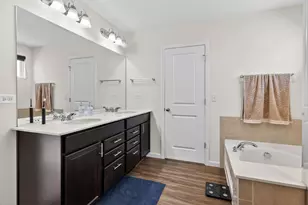 3635 Ambrosia Dr, Naperville, IL 60564 - Photo 33