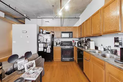 933 W Van Buren Street #425, Chicago, IL 60607 - Photo 23