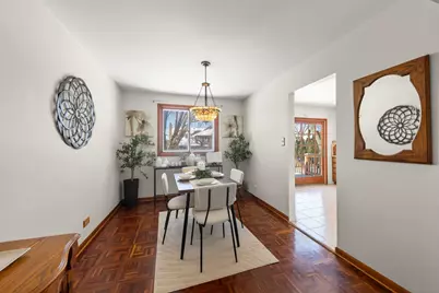 1922 Cambridge Lane, Wheaton, IL 60189 - Photo 9