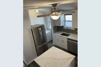 [Address not provided], Chicago, IL 60630 - Photo 11