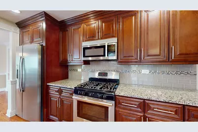 1327 Larchmont Drive, Buffalo Grove, IL 60089 - Photo 7