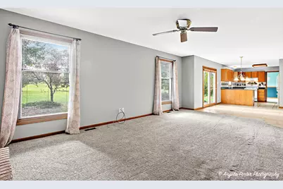 2215 Crystal Circle, Crystal Lake, IL 60012 - Photo 13