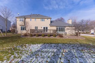 2813 Stonehurst Dr, Bloomington, IL 61704 - Photo 47