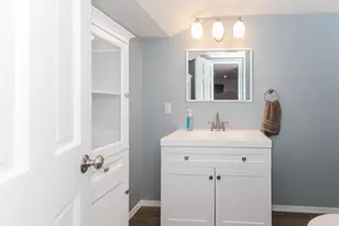 2813 Stonehurst Dr, Bloomington, IL 61704 - Photo 41