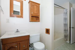 8021 Pine Ave, Downs, IL 61736 - Photo 15