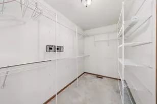 16720 Chaucer Dr, Orland Park, IL 60467 - Photo 19