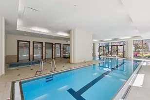 21 E Huron St, Chicago, IL 60611 - Photo 37