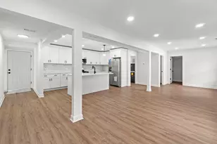 19 E 56th St, Westmont, IL 60559 - Photo 5