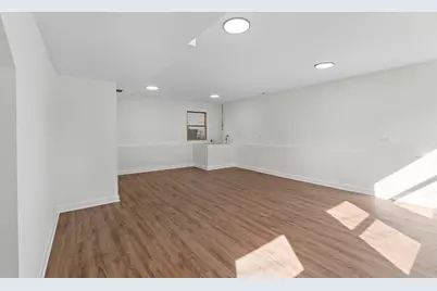 19 E 56th Street, Westmont, IL 60559 - Photo 3