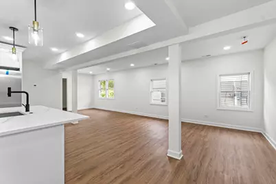 19 E 56th Street, Westmont, IL 60559 - Photo 7