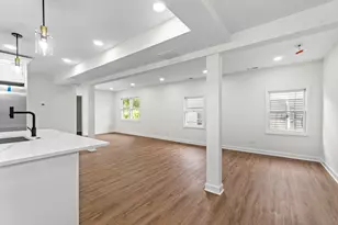 19 E 56th St, Westmont, IL 60559 - Photo 7