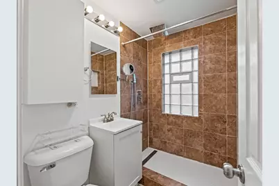 9909 Elm Circle Drive, Oak Lawn, IL 60453 - Photo 7