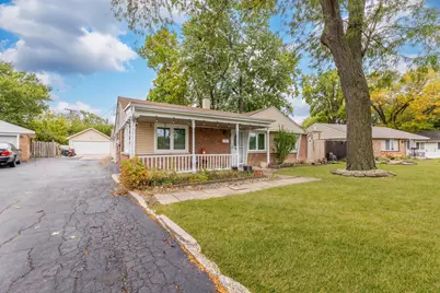9909 Elm Circle Drive, Oak Lawn, IL 60453 - Photo 1
