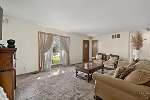[Address not provided], Streamwood, IL 60107 - Photo 9