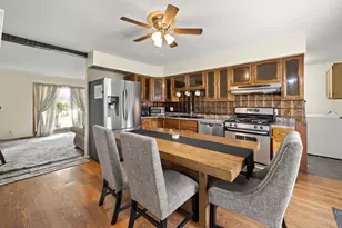 [Address not provided], Streamwood, IL 60107 - Photo 11