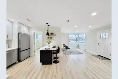 8949 S Utica Avenue, Evergreen Park, IL 60805 - Photo 21