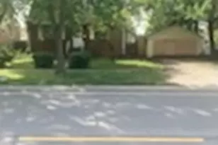 3347 Bernice Rd, Lansing, IL 60438 - Photo 3